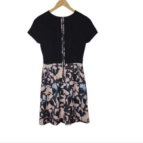 Floral Print Short Sleeve Dress - Picture 8 of 13